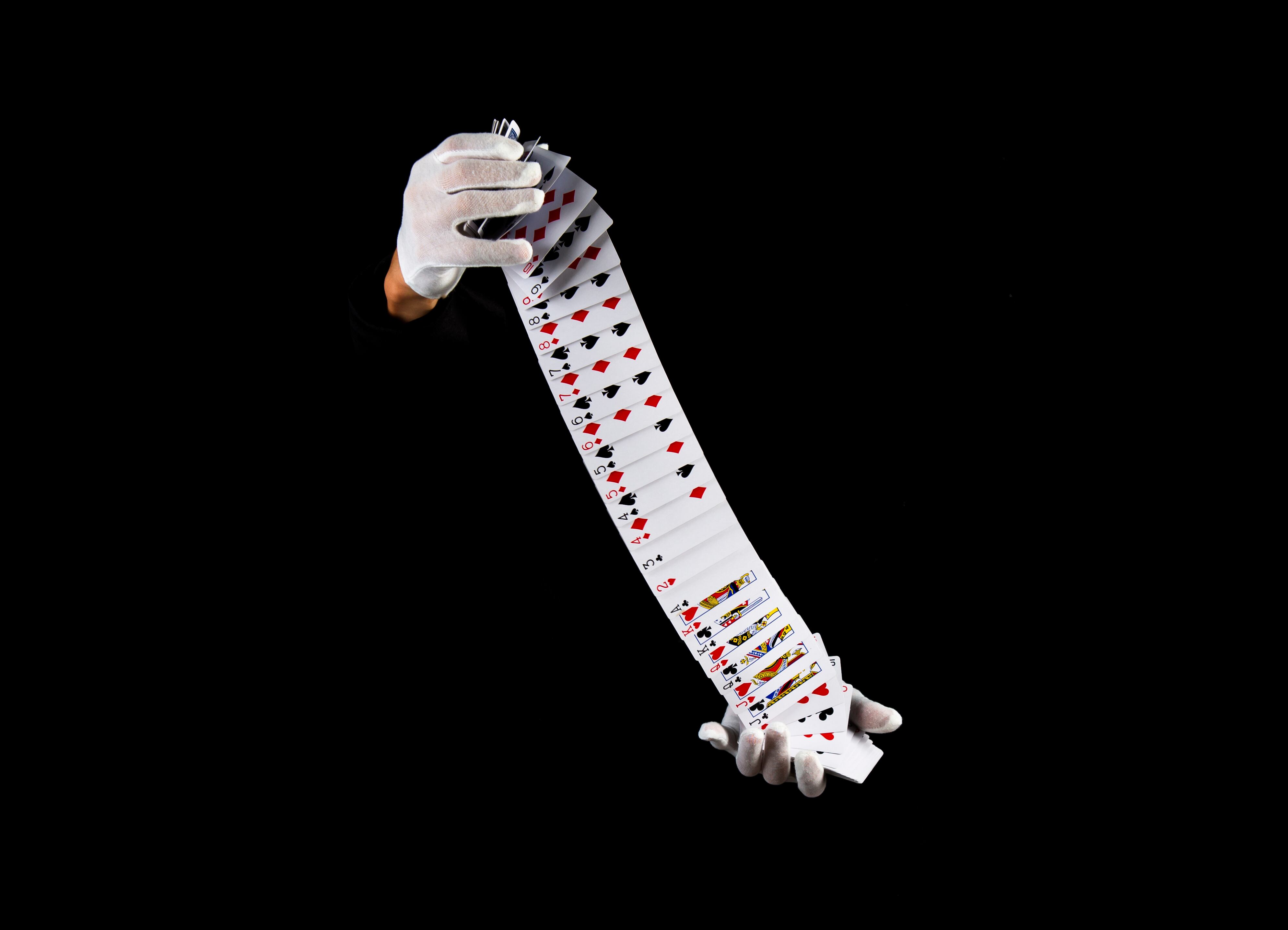 Los trucos de cartas serán un ingrediente fundamental en las actuaciones