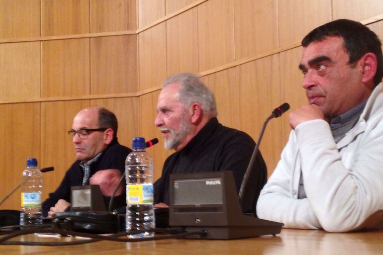 Julio Anguita durante una reciente participación en las Jornadas que organiza el IES Torrealmirante.