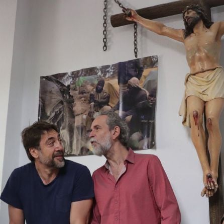 El actor Willy Toledo junto a su colega Javier Bardem.