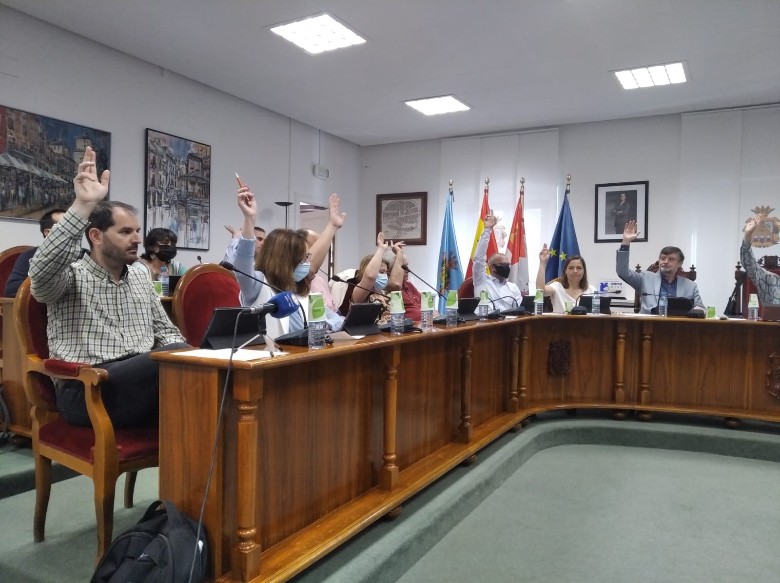 El presupuestos salió adelante con los votos del bipartito y Vox