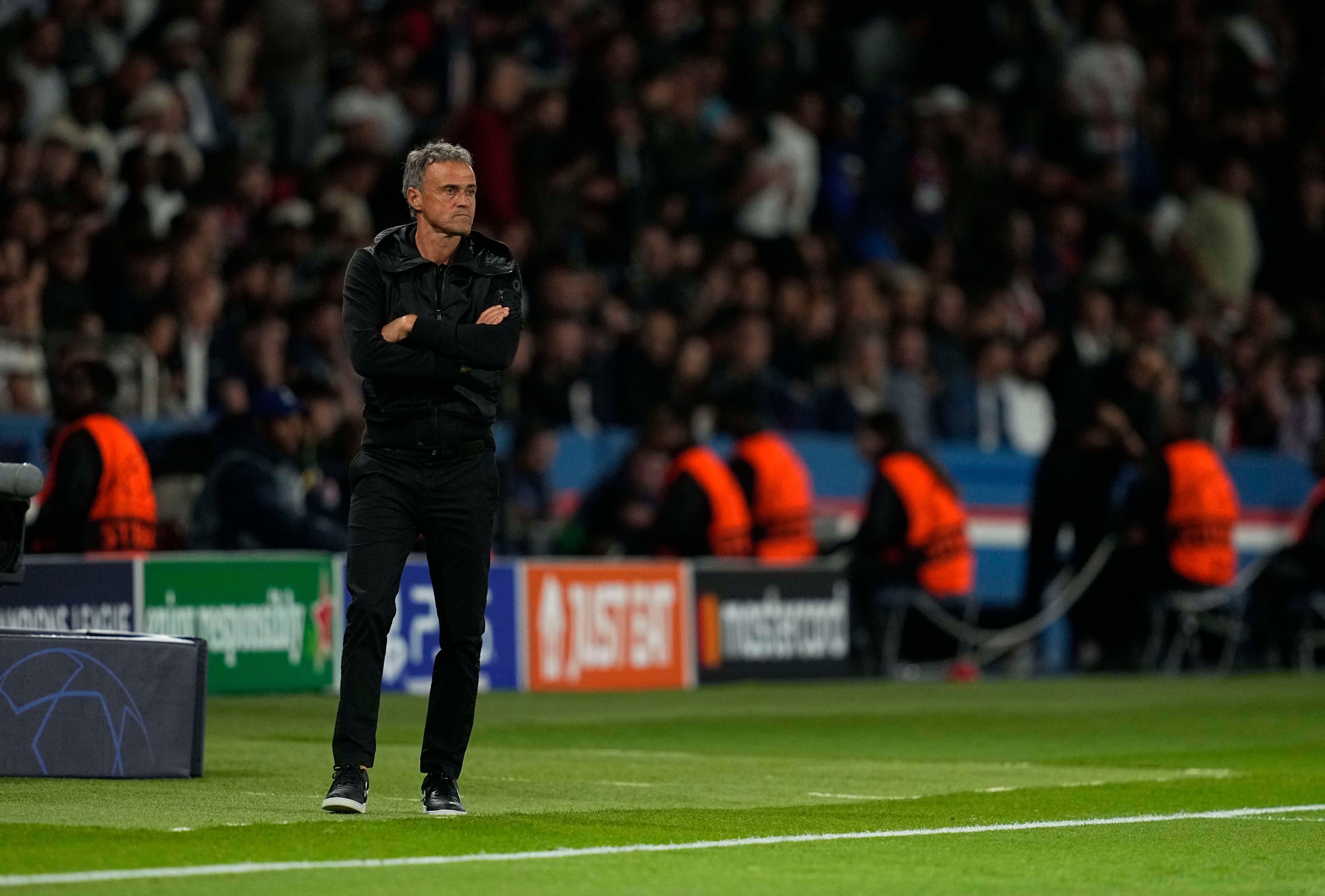 Luis Enrique, técnico del PSG, durante un encuentro contra el Borussia Dortmund en la Champions League.