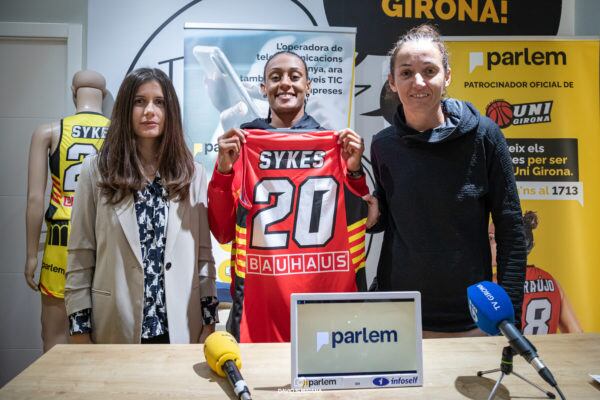 Brittney Sykes, presentada com a jugadora de l&#039;Uni Girona.