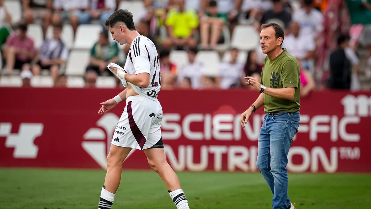 El Almería se lanza a por el fichaje de Jon Morcillo y el Albacete fija sus condiciones para la venta