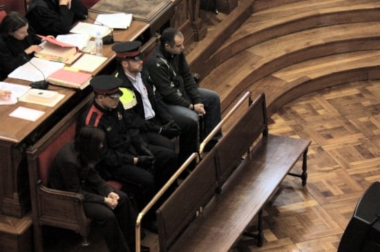 Els dos acusats, durant el judici.