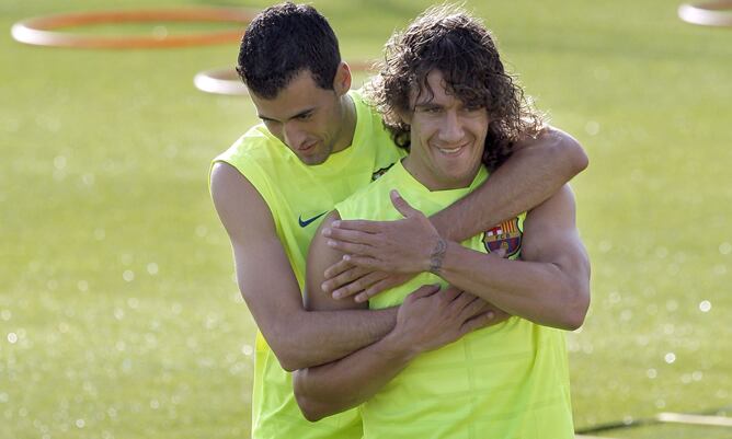 Puyol ha demanat que Busquets hereti el seu número 5