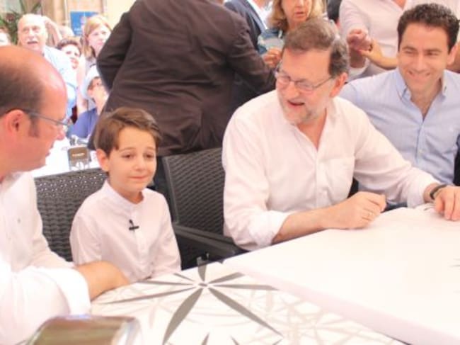 Pedro Antonio Sánchez junto al joven 'Pablito', Mariano Rajoy y Teodoro García, en Molina de Segura