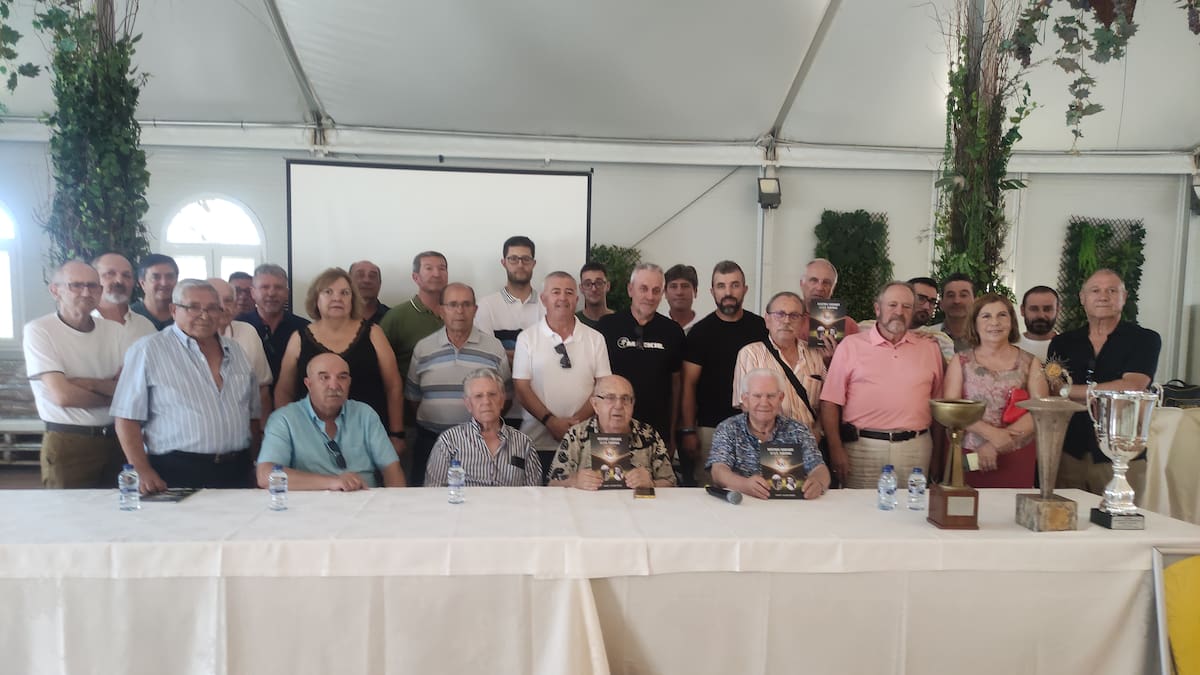 Bernabé Navarro lanza su gran obra con la historia del Tabernas