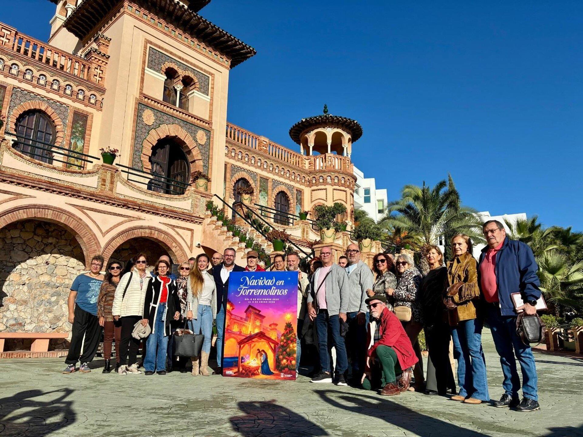 El concejal de Eventos, José Manuel Ruiz, junto a representantes de distintas asociaciones y colectivos de Torremolinos, ha presentado la programación navideña