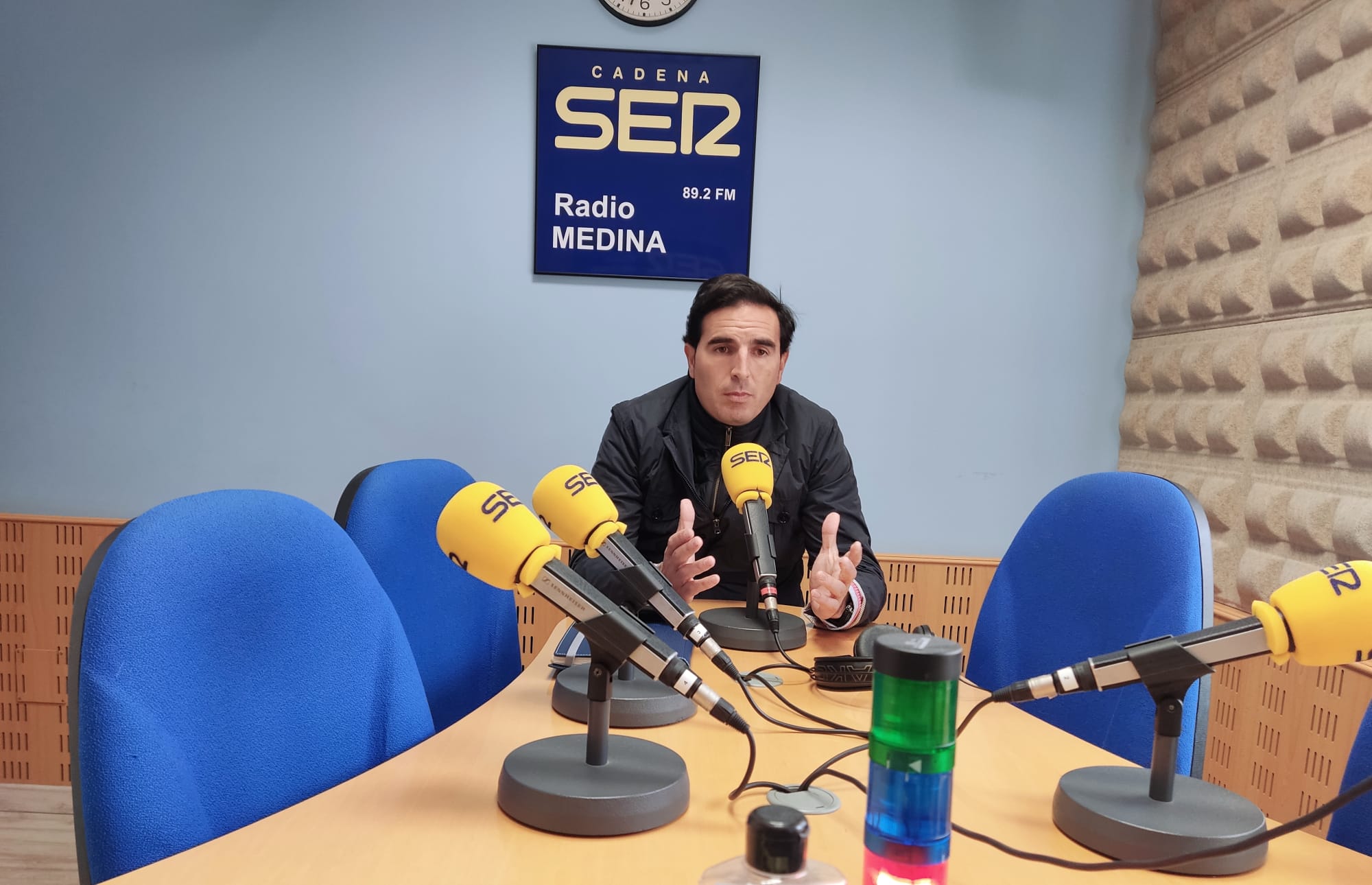 El alcalde, Guzmán Gómez, en Radio Medina