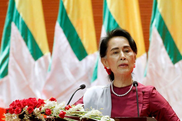  la premio nobel de la paz San Suu Kyi, cuestionada por no alzar su voz ante la crisis de los rohingyas que su gobierno ha provocado