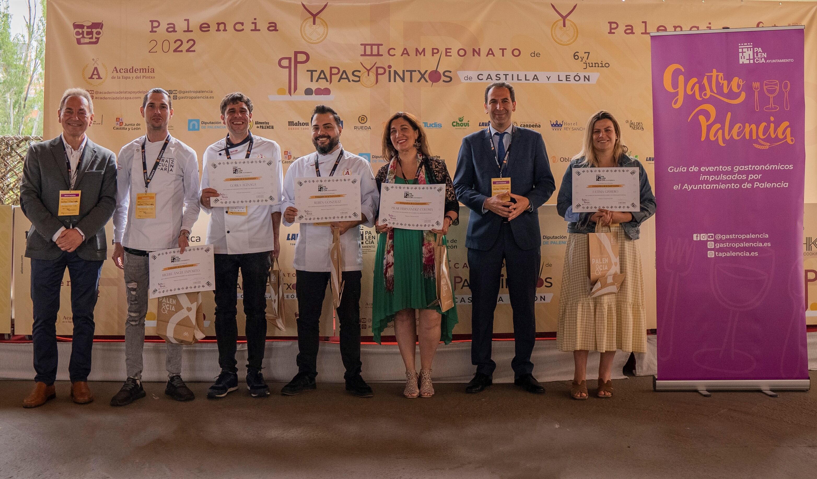 Fátima Gismero, alcalde Mario Simón, Pilar Hernández Coloma, Rubén González, Gorka Aginaga, Miguel Ángel Expósito, Concejal desarrollo económico Urbano Revilla