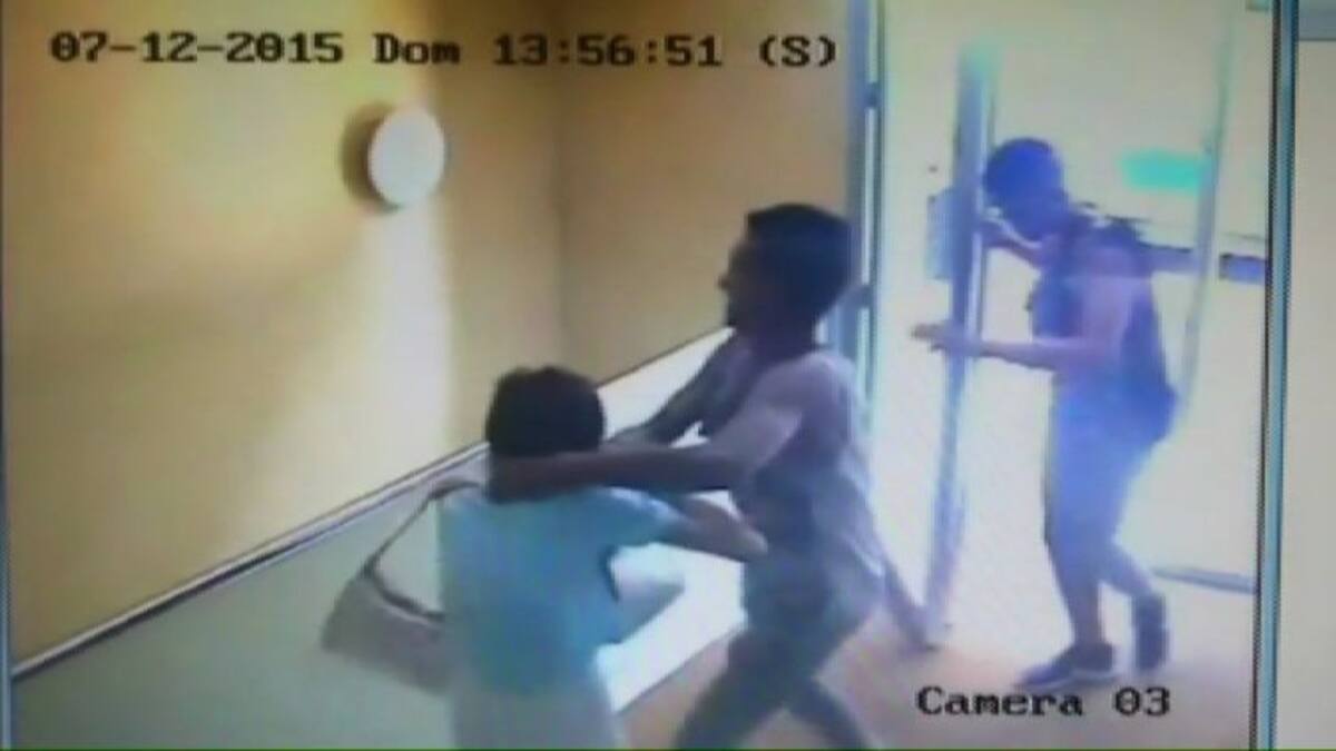 Detenidos los dos asaltantes que atacaron de forma muy violenta a una mujer en el portal de su casa