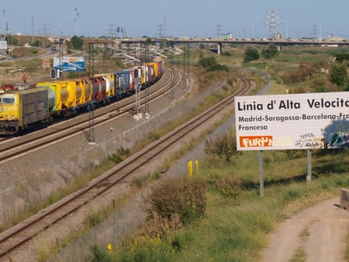 El Port aposta per l'ample internacional a Portbou