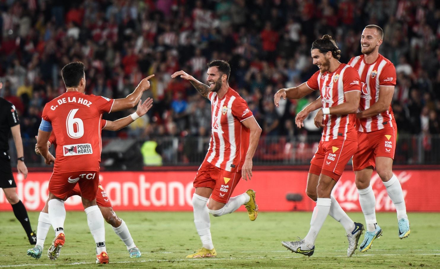 Un gol de cabeza de Baptistao a la salida de un córner valía para derrotar a un directo rival en la última jornada previa al Mundial de Qatar.