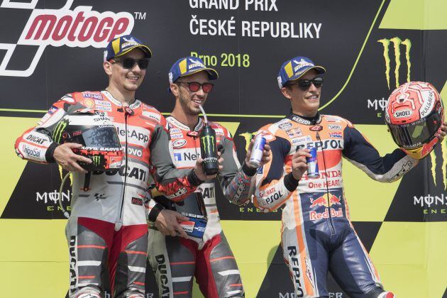 Podio en el GP de Brno en la República Checa con doblete de Ducati