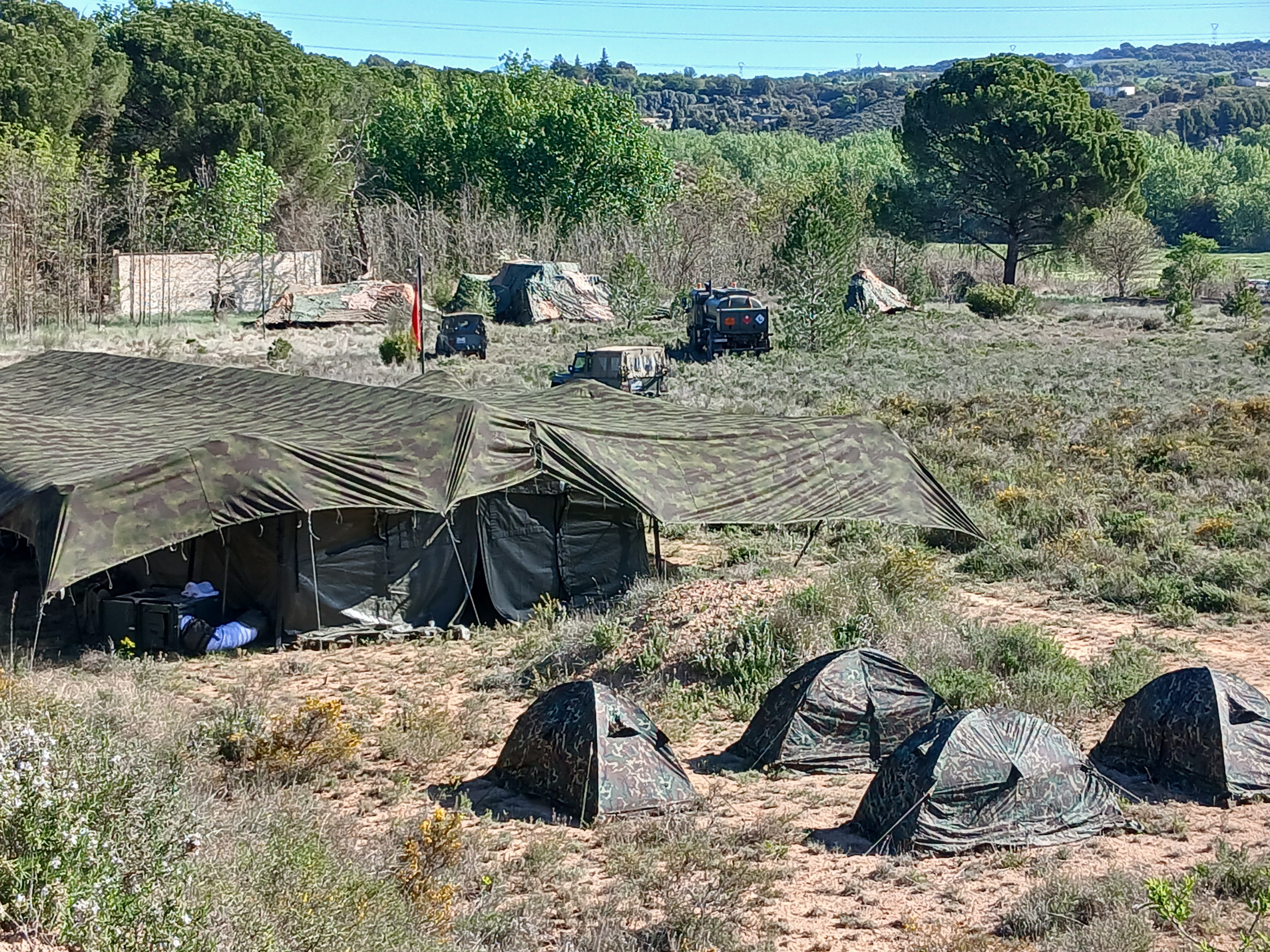 Una parte del operativo instalado en Las Baldorrias en Barbastro