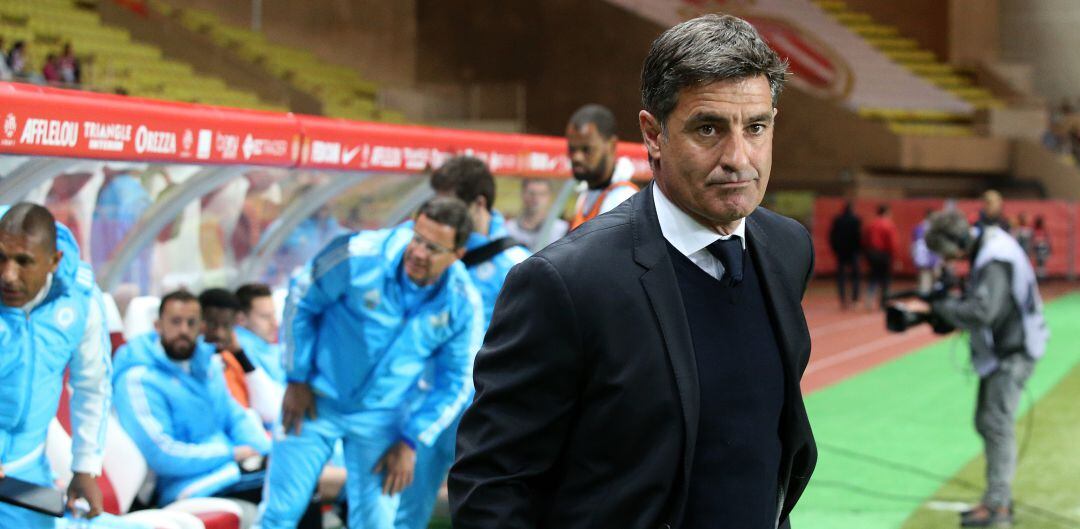 Míchel, durante un partido con el Marsella