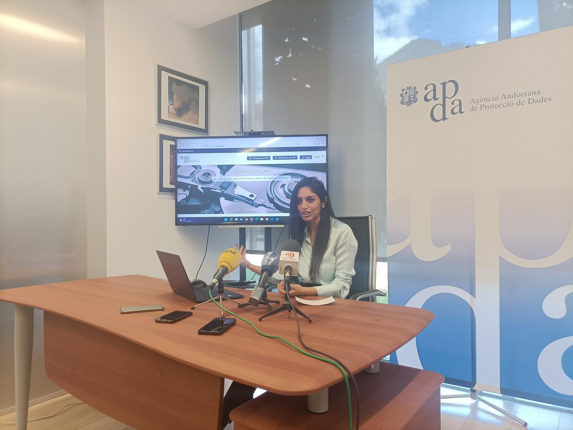 La cap de l&#039;Agència de Protecció de Dades, Resma Punjabi