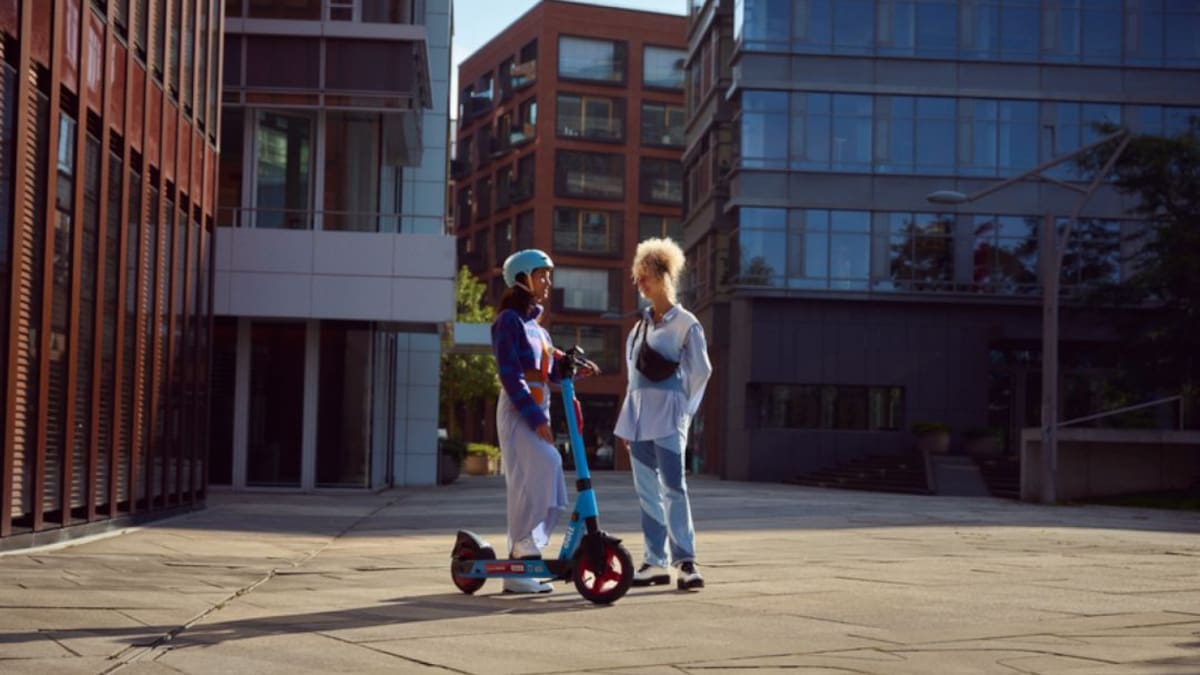 Una app, Frew Now, integra otros 300 patinetes eléctricos en Malaga