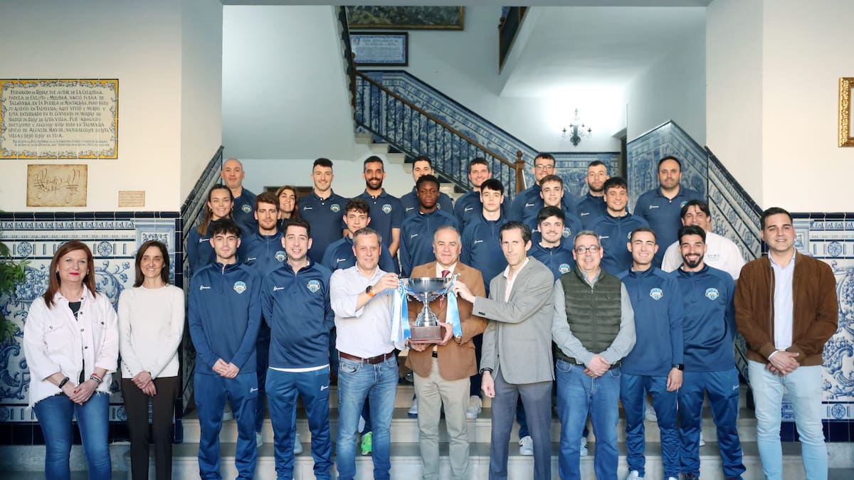 El FS Talavera celebra el ascenso a Segunda B con un recibimiento institucional en el Ayuntamiento