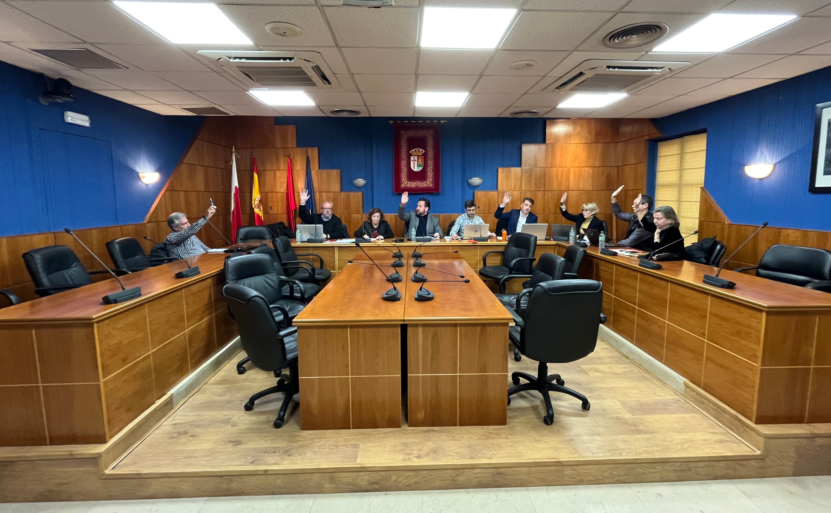 Sesión del pleno municipal en el que todos los partidos de la oposición abandonaron la sesión acusando al ejecutivo de falta de legitimidad