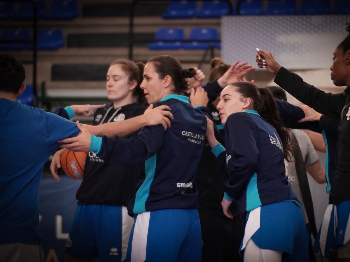 Sin problemas para que los 300 aficionados de Perfumerías Avenida tengan su abono para la Copa de la Reina