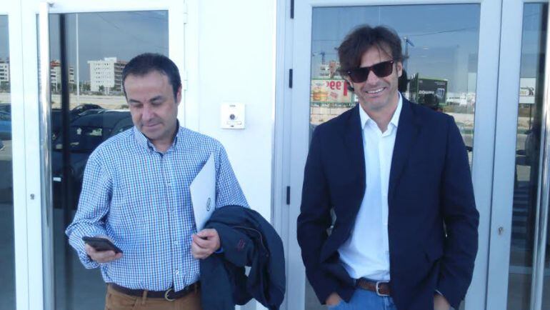 Joaquín Torres y Adolfo Soto, de Regeneración, en el Martínez Valero