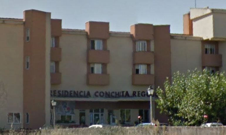 Exterior de la Residencia de la localidad de Fermoselle en la que se produjo la intoxicación