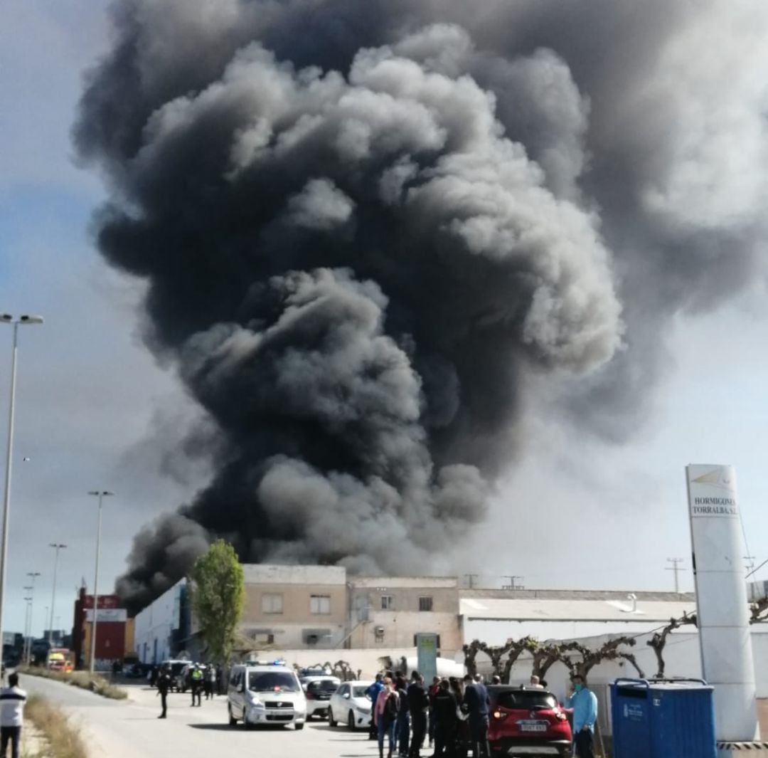 Incendio en una nave de La Polvorista