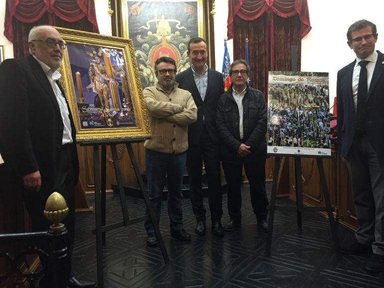 Presentación de los carteles de Semana Santa y Domingo de Ramos
