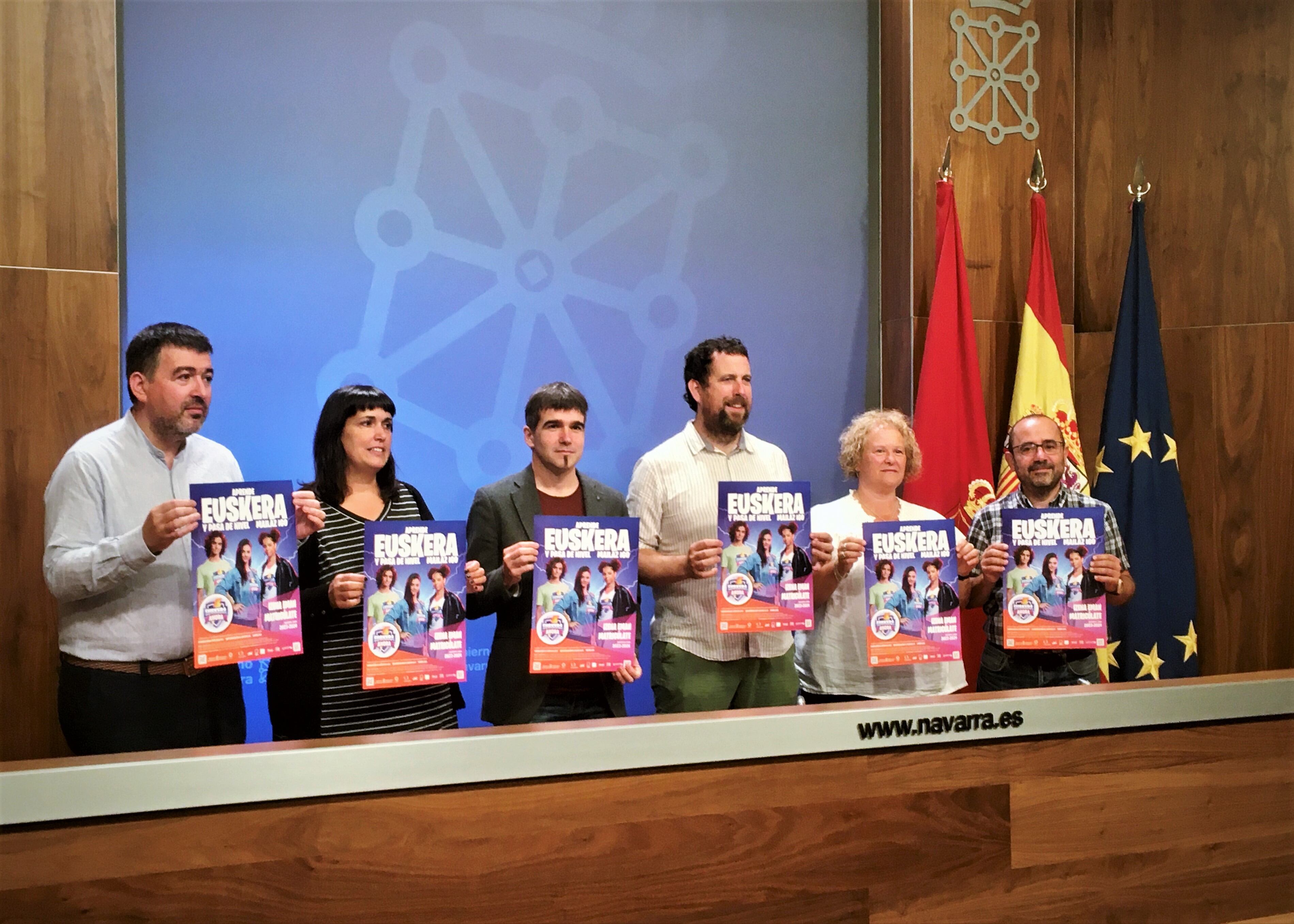 El Gobierno de Navarra, las entidades locales y agentes sociales del ámbito de la enseñanza de euskera a personas adultas presentan la campaña ‘Euskera ahora’ para fomentar su aprendizaje