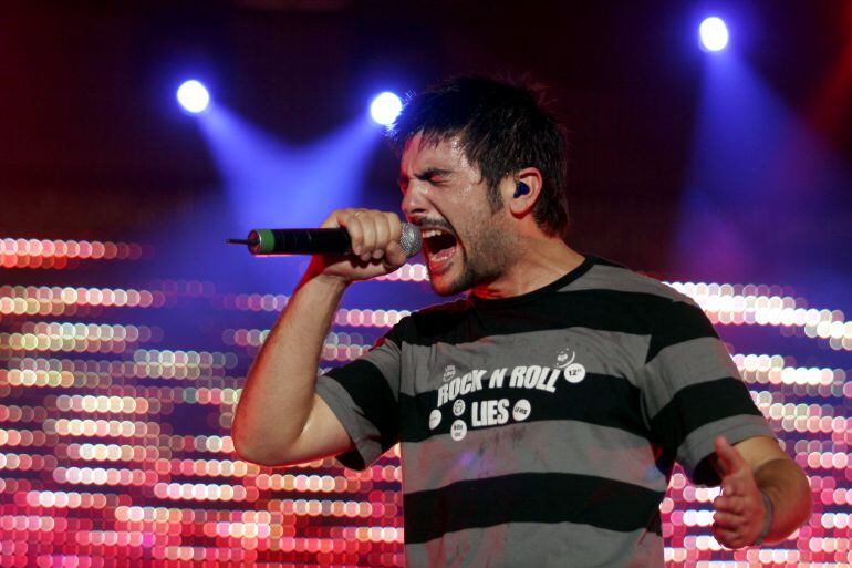 David Muñoz durante un concierto de Estopa en Valladolid