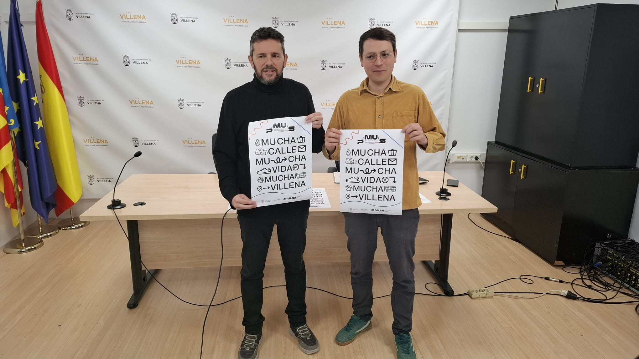 El concejal de movilidad y un miembro del equipo de arquitectos