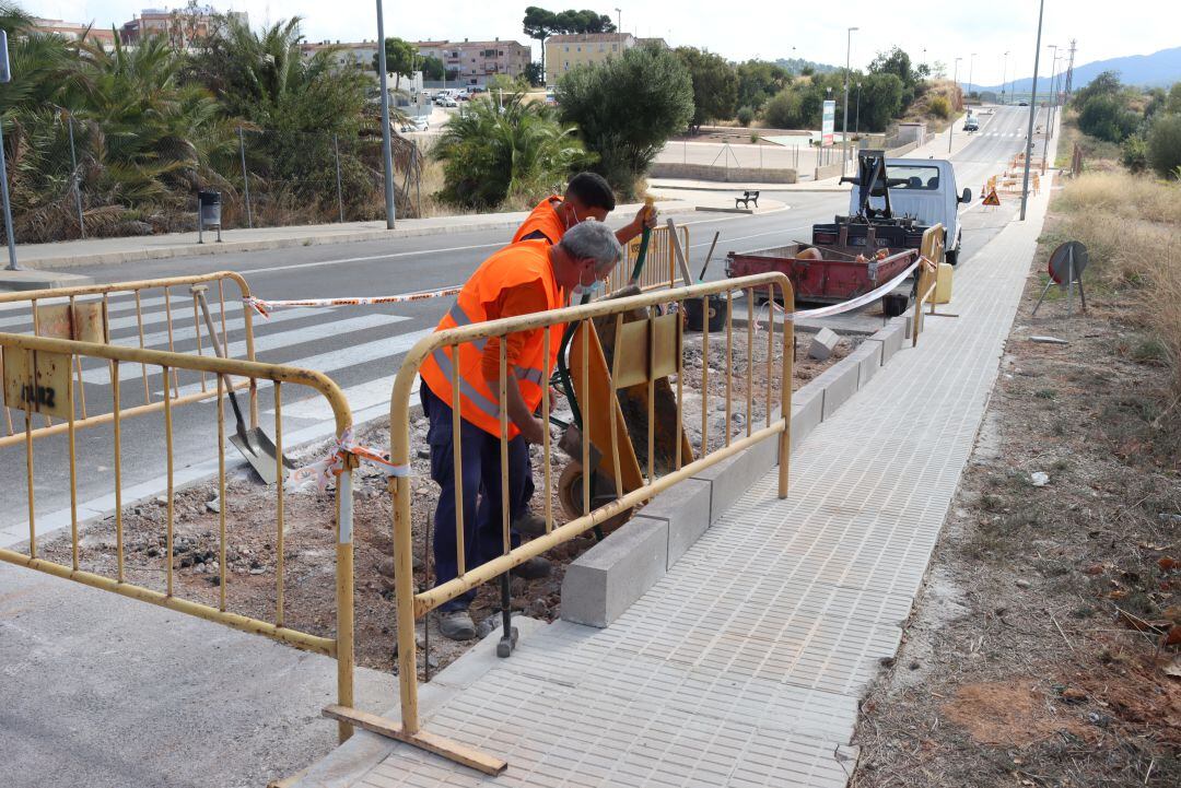 Onda inicia las obras de la red de carriles bici que unirá el apeadero de Betxí con la Serra Espadà.