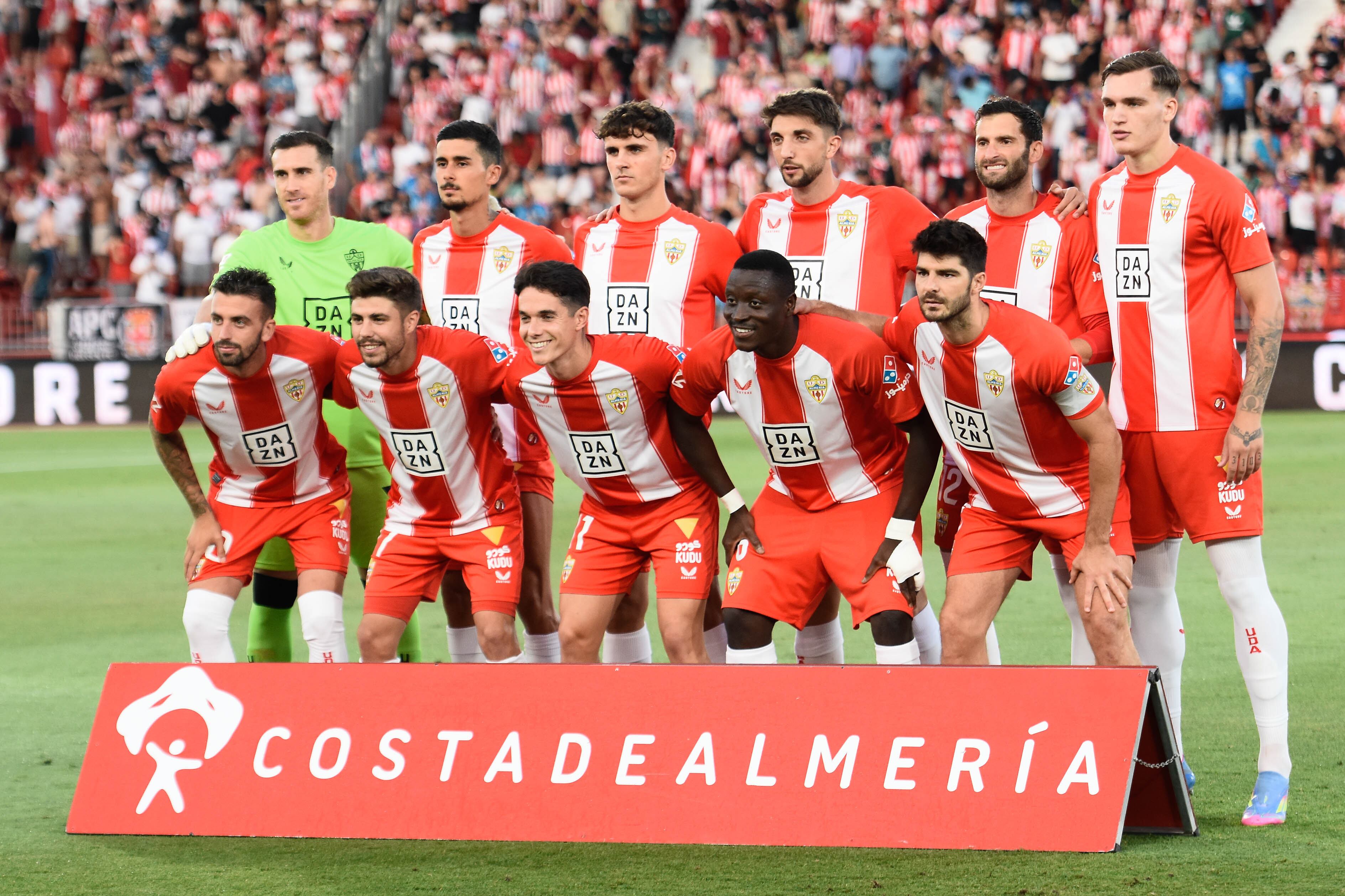 El Almería quiere evitar riesgos de Play Off y busca el ascenso directo.