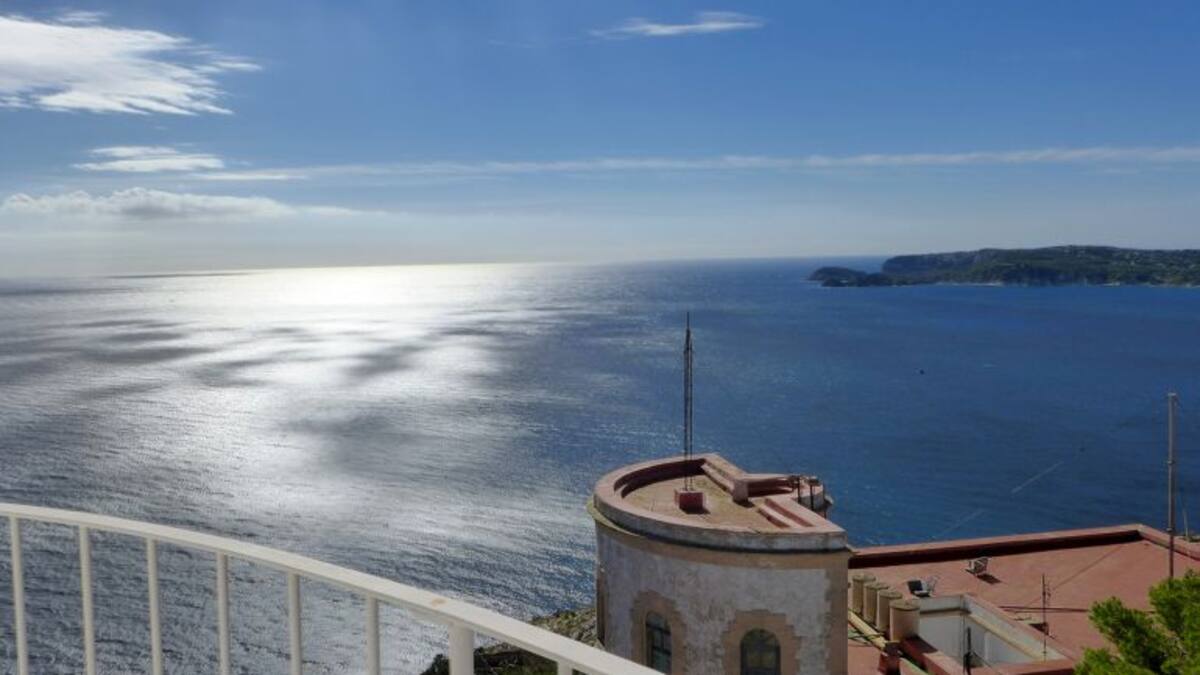 Paralizado definitivamente el proyecto de hotel para el faro de Xàbia