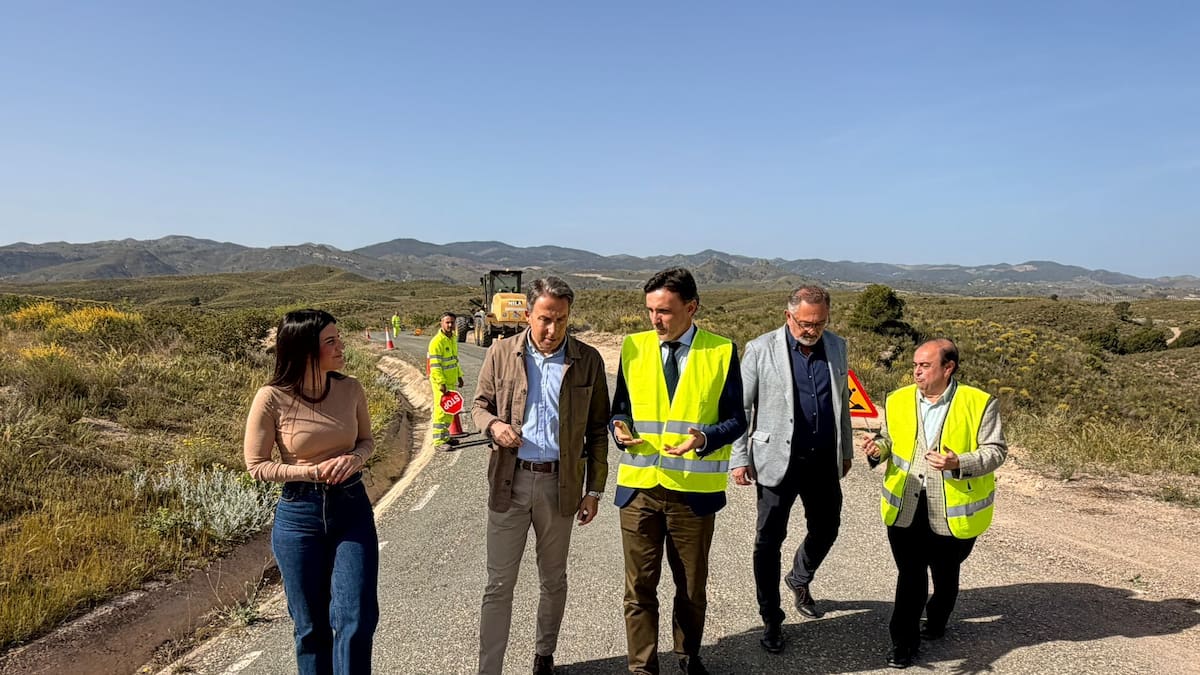 Arrancan las obras de rehabilitación de la carretera que une Lorca y el Pantano de Puentes