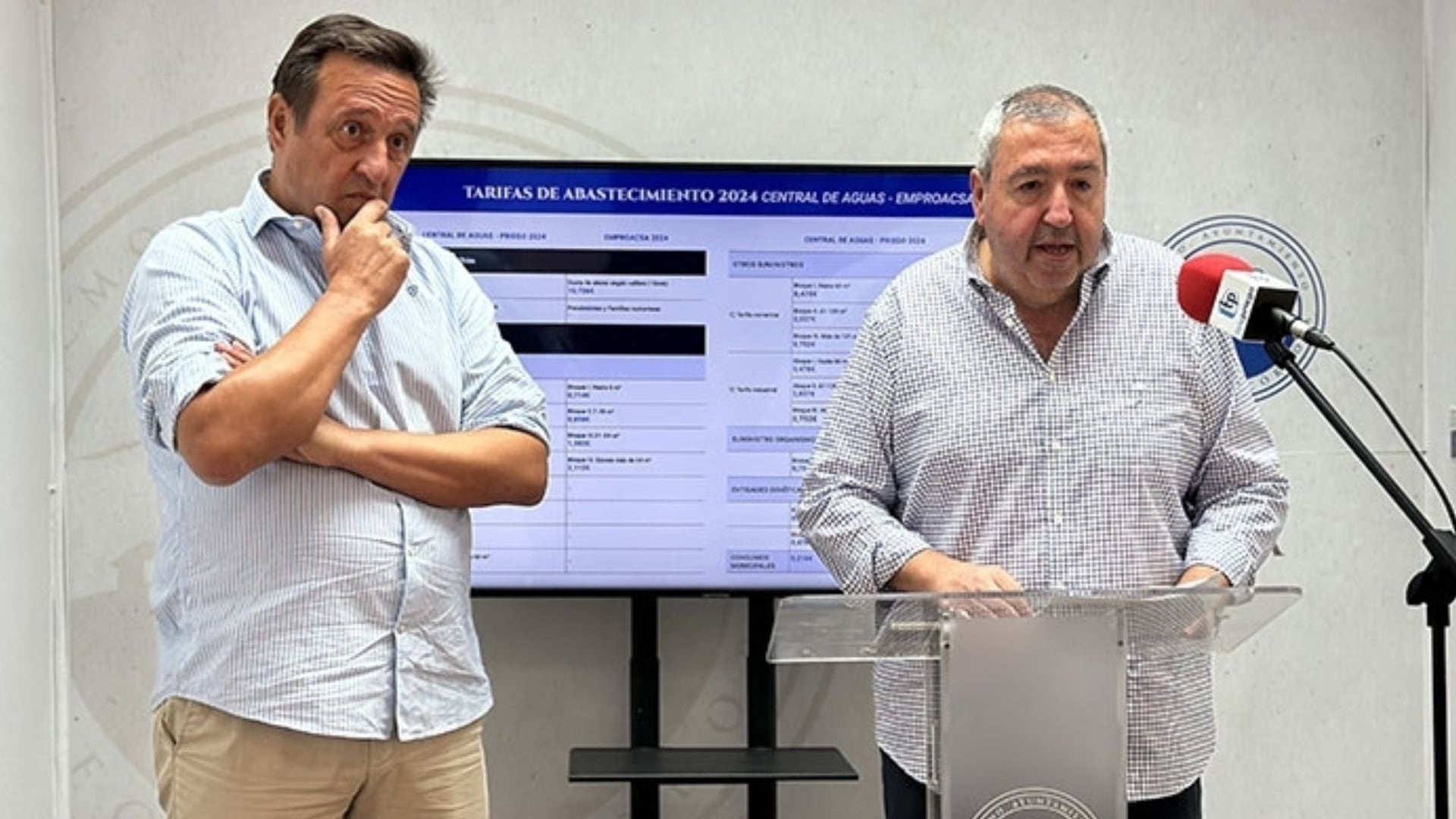 Javier Ibáñez y Antonio Navas valoración agua Priego de Córdoba
