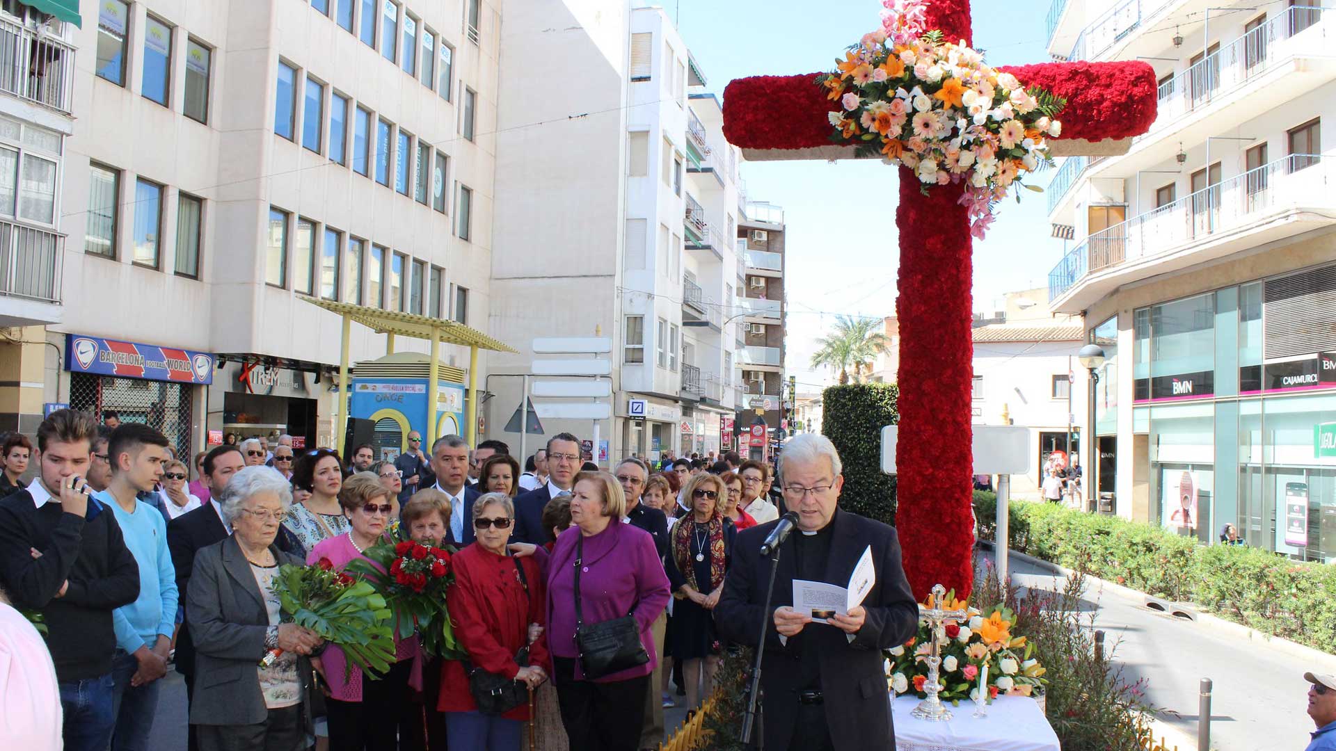 Vía Emilio Ortuño durante Las Festes de la Creu