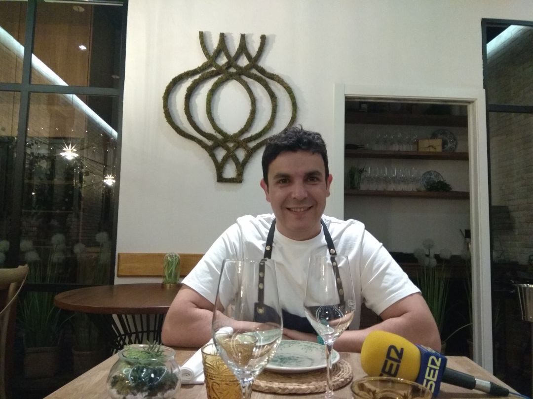 Alberto Soto en su restaurante Ajo de Sopas