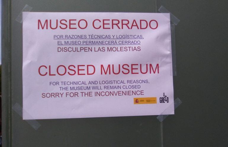 Así lucía el cartel del Museo del Greco este miércoles y hasta el jueves por la tarde