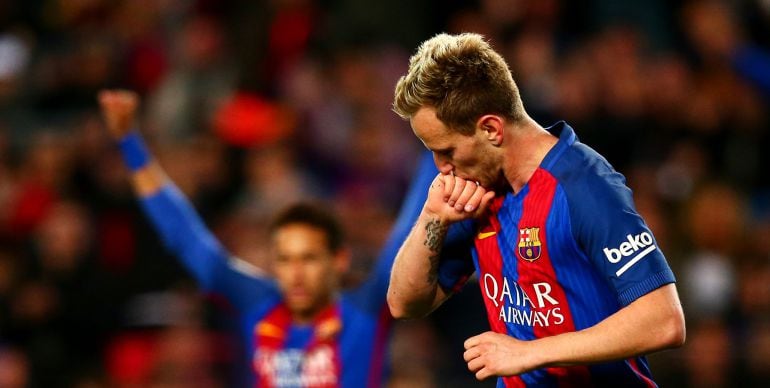 Ivan Rakitic celebra su gol ante el Celta de Vigo