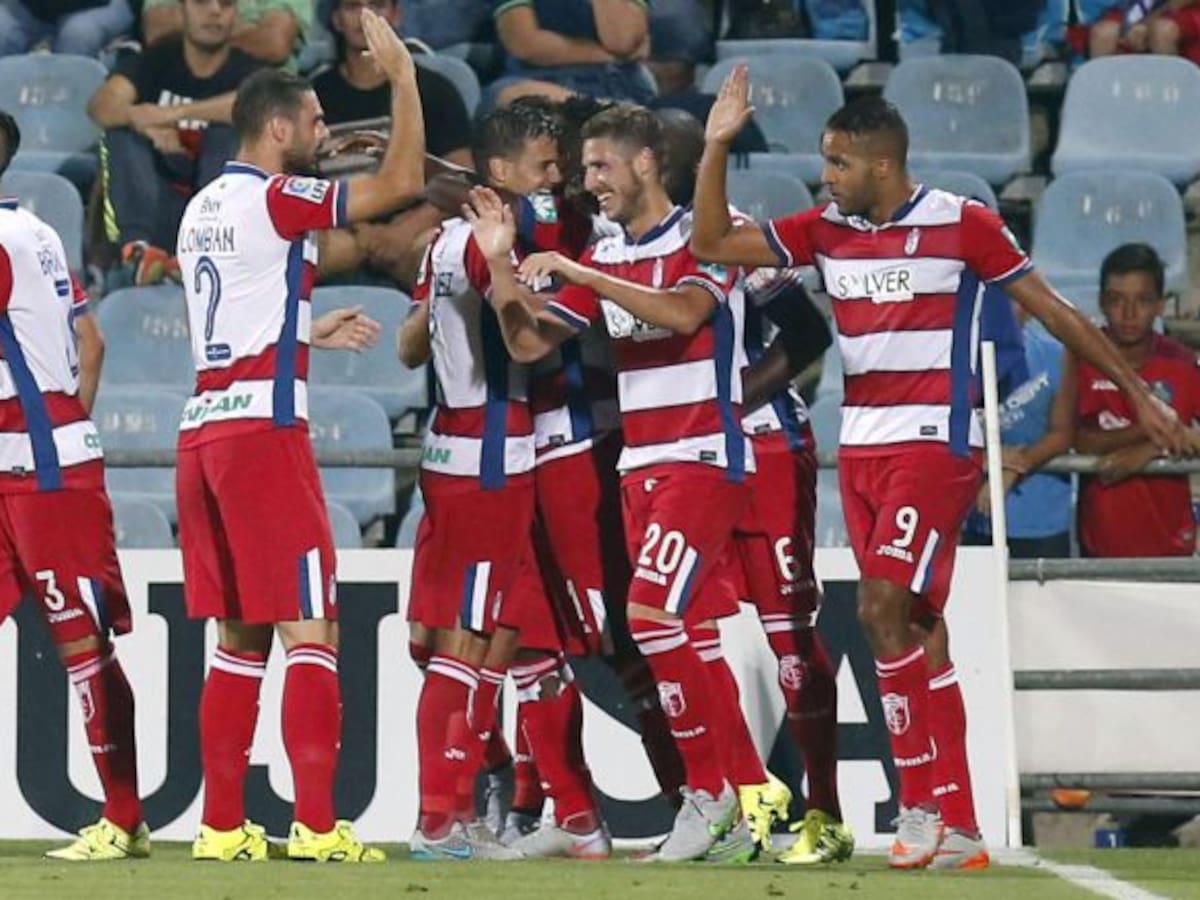 El Granada aprovecha el regalo de Guaita