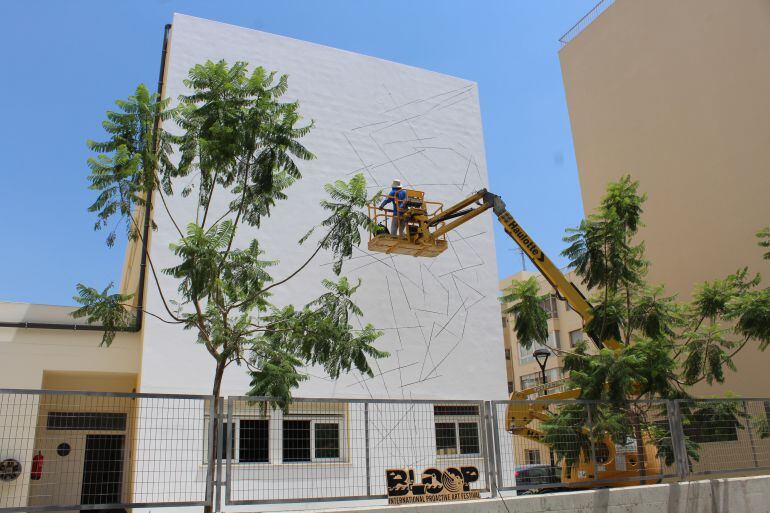 Imagen de archivo de uno de los graffiteros que participaron en la edición del año pasado