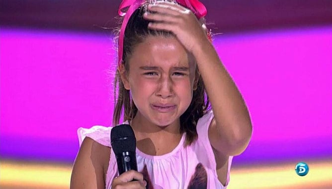 Paula rompe a llorar en &#039;La voz kids&#039; tras haber sido elegida