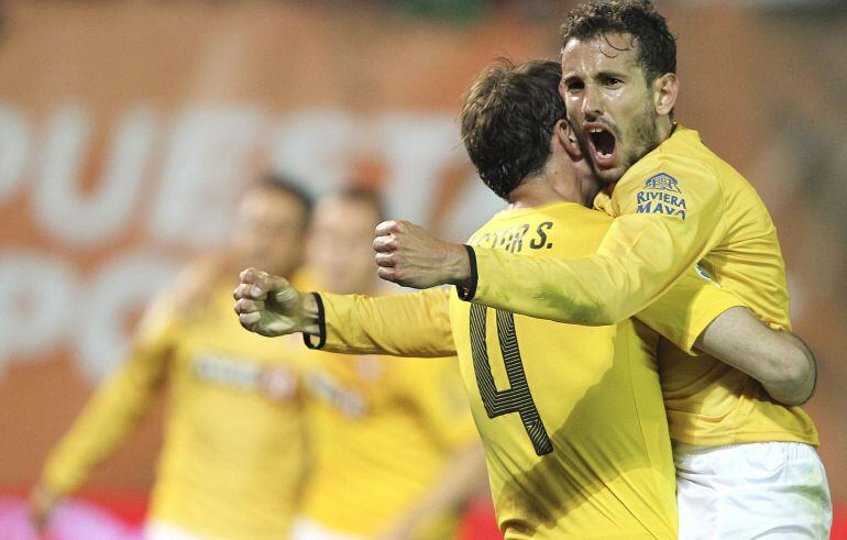 Stuani celebra el segundo del equipo catalán