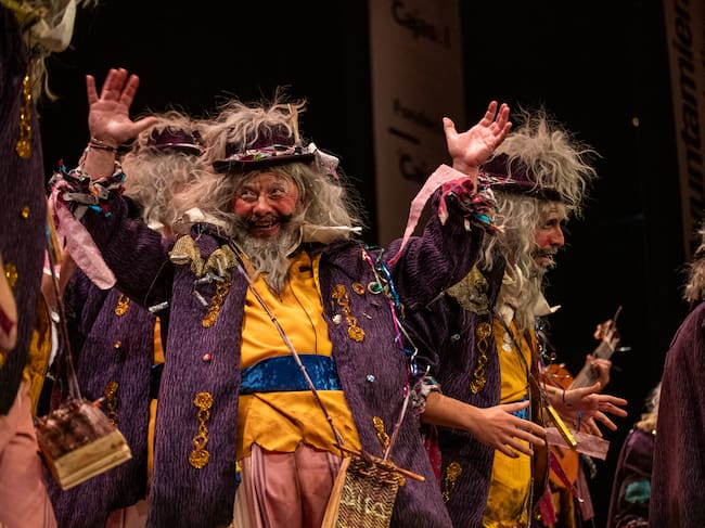 Comparsa 'El loco de los empeños'. Foto: Ayuntamiento de Cádiz.