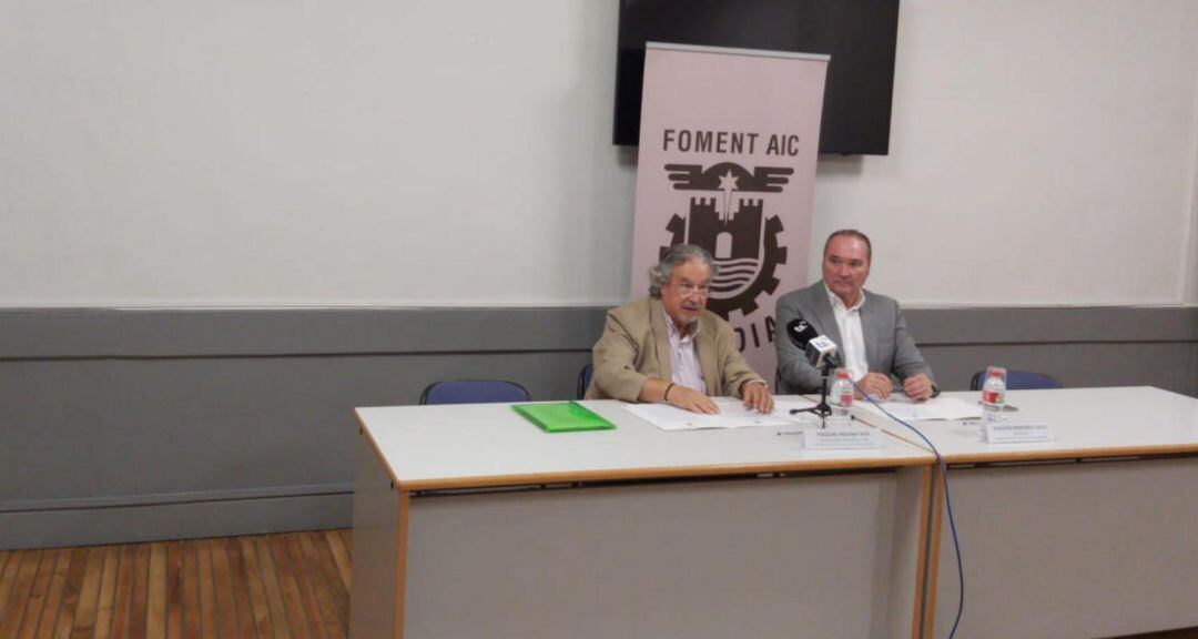 Pasqual Molina y Joaquín Bernabeu hacen público el nuevo premio a la Trayectoria Cultural. 