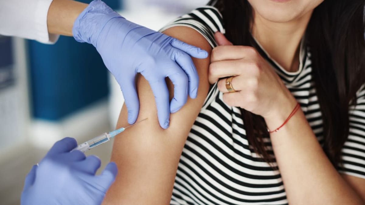 SATSE defiende que la presencia de la enfermera escolar "agilizaría la vacunación de profesores"