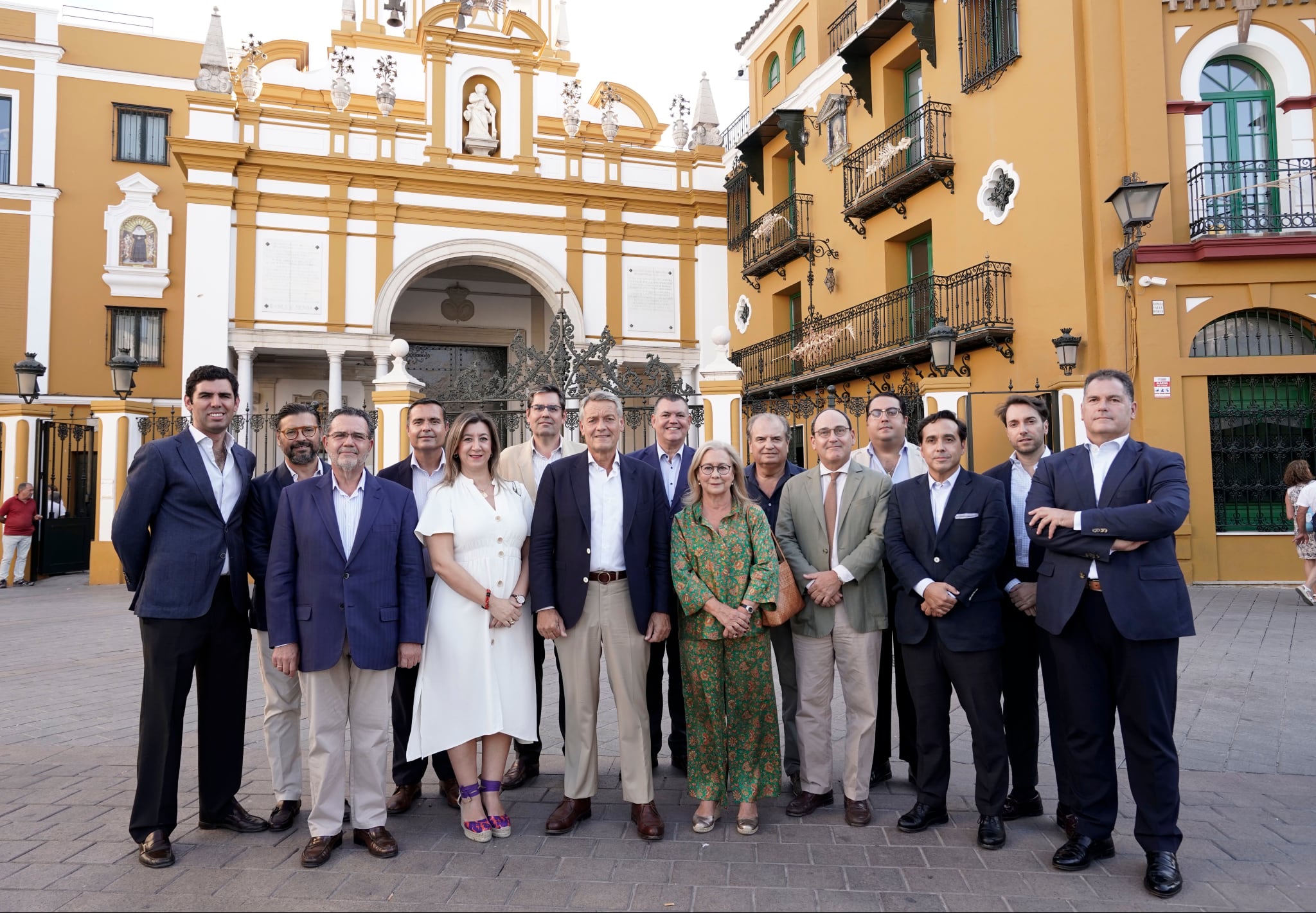 Estos son los 15 integrantes de la candidatura de Pedro Ignacio García Rivero a hermano mayor de La Macarena